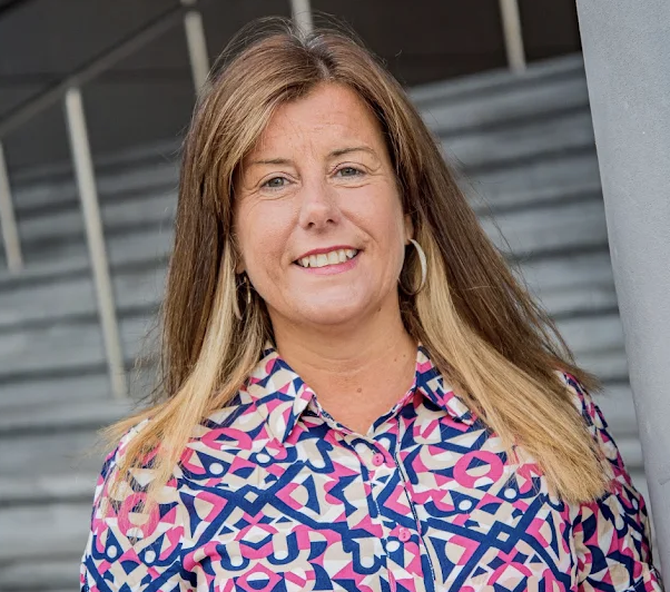 Ann McRobb